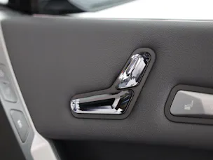 BMW iX xDrive60