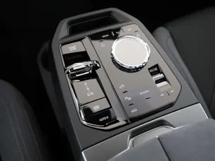 BMW iX xDrive60