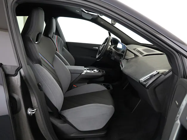 BMW iX xDrive60
