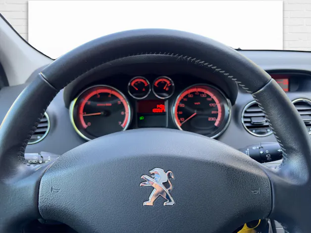 Peugeot 308 SW 1.6 VTi Millesim 200