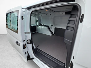 https://vehicle.imgix.net/4306264/745c40d1-3f0f-4113-b304-4a03ce03c7e1.jpg