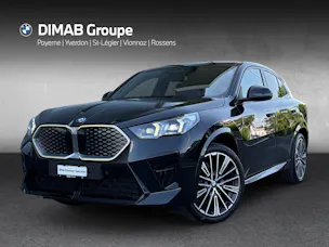 BMW iX2 30 M Sport xDrive U10 (CH) AHK ** Leasing à 0.9% ** Roues hiver incluse ** 📍