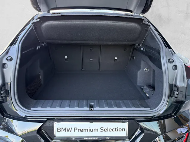 BMW iX2 30 M Sport xDrive U10 (CH) AHK ** Leasing à 0.9% ** Roues hiver incluse ** 📍