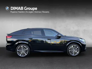 BMW iX2 30 M Sport xDrive U10 (CH) AHK ** Leasing à 0.9% ** Roues hiver incluse ** 📍