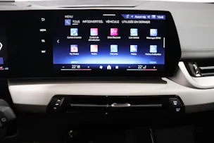 BMW 218d paddles Active Tourer
