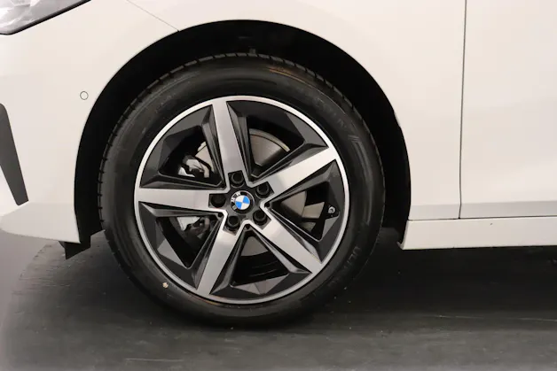 BMW 218d paddles Active Tourer