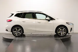 BMW 218d paddles Active Tourer