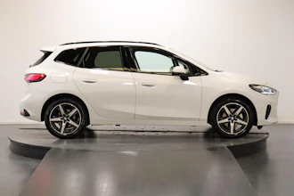 https://vehicle.imgix.net/4306427/7cc2249d-53f3-4320-8ed1-bf750affd27c.JPG