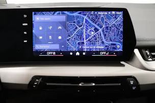 BMW 218d paddles Active Tourer