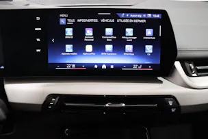 BMW 218d paddles Active Tourer