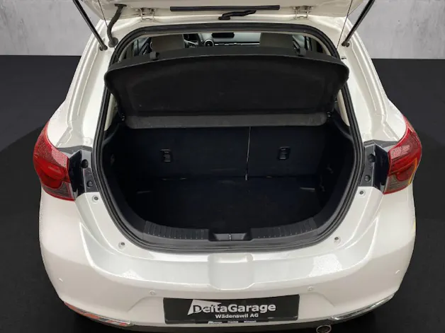 Mazda 2 SG90 Mt Revolution Pack Leder Weiss 4 N