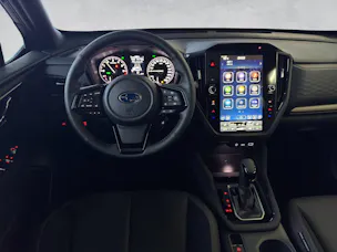Subaru Forester Station 2.0i e-Boxer Luxury