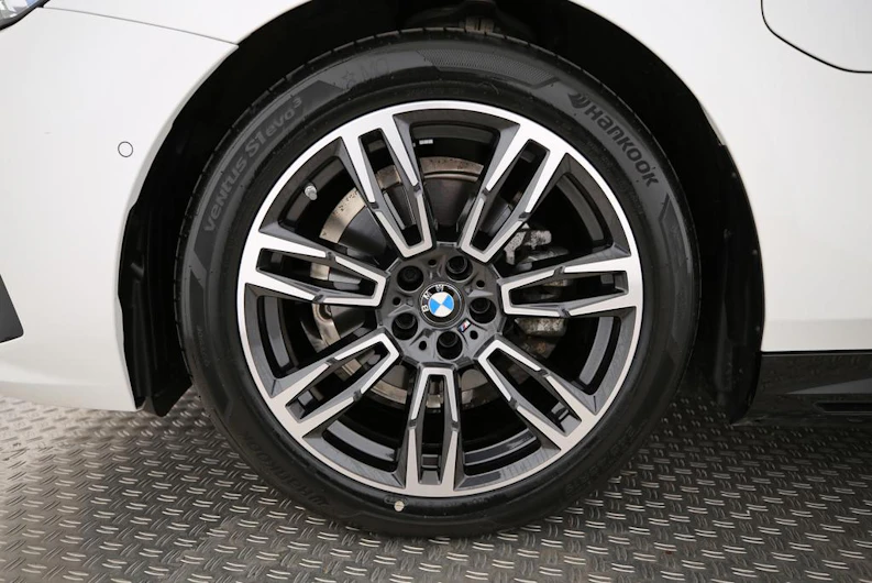 image du véhicule BMW 5 SERIES