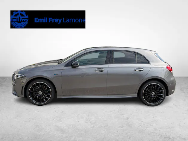 Mercedes-Benz A 250 e AMG Line