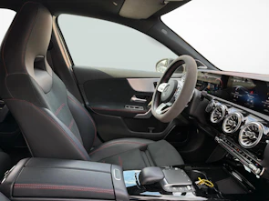 image du véhicule MERCEDES-BENZ A 250 e AMG Line