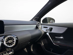 image du véhicule MERCEDES-BENZ A 250 e AMG Line