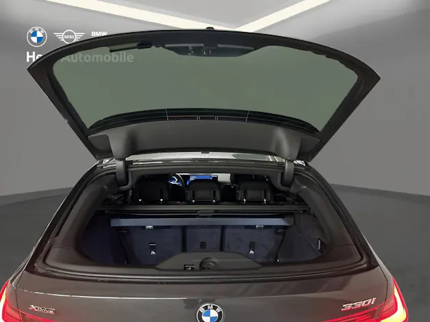 BMW 330i xDrive Touring M Sport