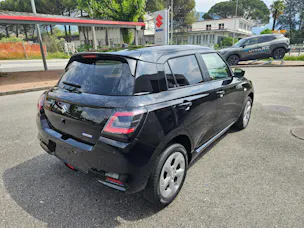 Suzuki Swift 1.2 Sakura Hybrid 4x4