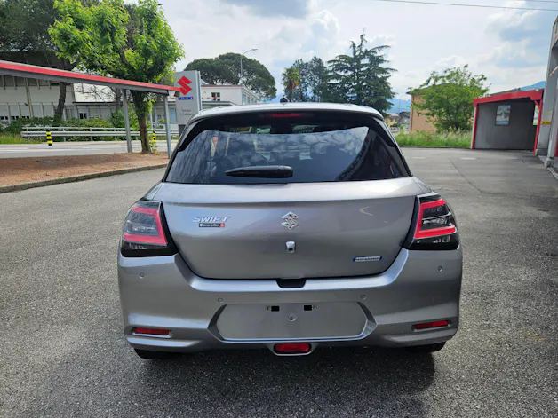 Suzuki Swift 1.2 Sakura Hybrid