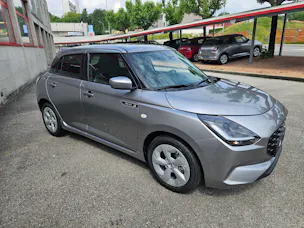 Suzuki Swift 1.2 Sakura Hybrid