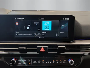 https://vehicle.imgix.net/4306681/21fb0154-db23-461a-8d20-3dd5ab6f0435.jpg