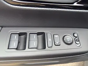 Honda CR-V 2.0 i-MMD Elegance 4WD, Leasing Aktion 1.9 %, bis 8 Jahre oder 160'000 KM Garantie