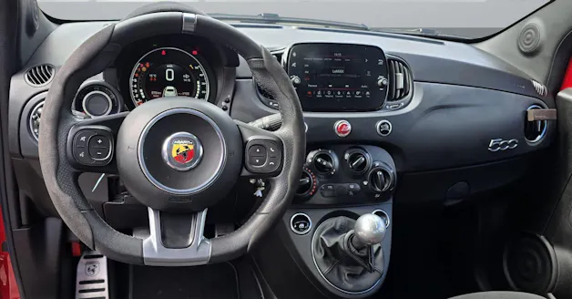 Fiat 595 Abarth 1.4 T-Jet 165
