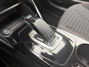 https://vehicle.imgix.net/4306791/4fe42806-838e-4112-a3e6-e6e160459fcd.jpg
