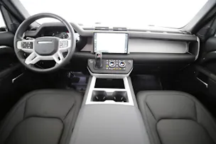 Land Rover Defender 110 3.0 D I6 300 X-Dynamic HSE