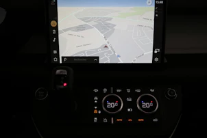 Fahrzeugbild LAND ROVER Defender 110 3.0 D I6 300 X-Dynamic HSE