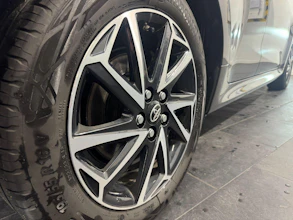 https://vehicle.imgix.net/4306834/27b59fc3-189a-4bf9-96ec-e24b7c69260a.jpeg