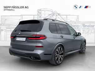 BMW X7 M60i