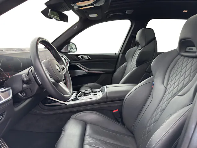 BMW X7 M60i