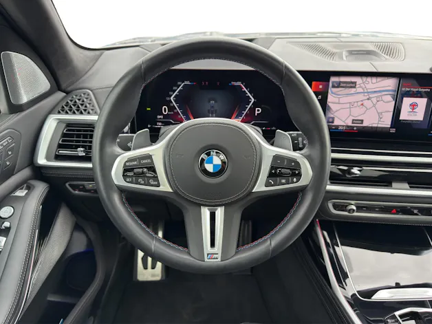 BMW X7 M60i