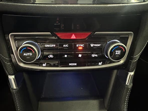 Fahrzeugbild SUBARU Forester Station 2.0i e-Boxer Black Edition