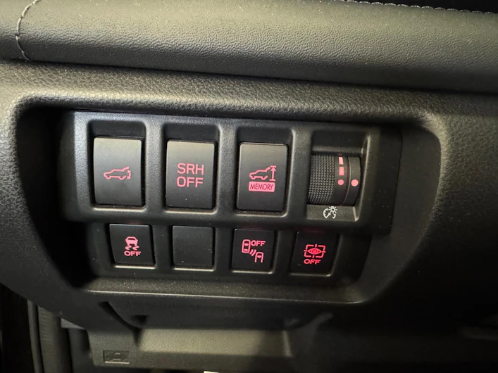 Fahrzeugbild SUBARU FORESTER