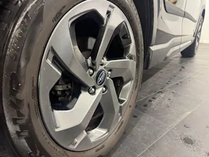 Subaru Forester Station 2.0i e-Boxer Black Edition