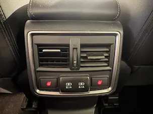 Subaru Forester Station 2.0i e-Boxer Black Edition