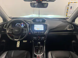 Subaru Forester Station 2.0i e-Boxer Black Edition
