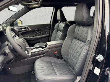 MITSUBISHI OUTLANDER 9