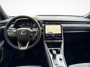 Lexus LBX 1.5 Hybrid Cool AWD