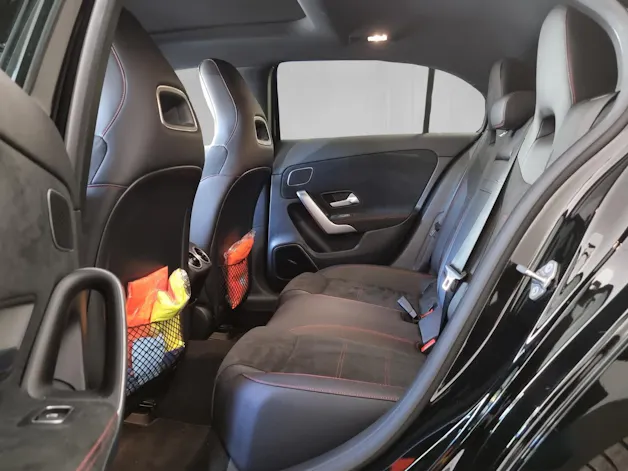 Mercedes-Benz A-Klasse W177 A 250 AMG Line 4m
