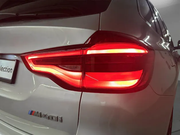 BMW X3 M40i