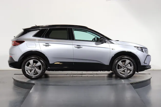 Opel Grandland 1.2 T GS Line