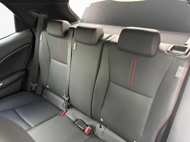 Lexus LBX 1.5 Hybrid Emotion AWD