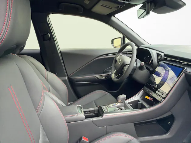 Lexus LBX 1.5 Hybrid Emotion AWD