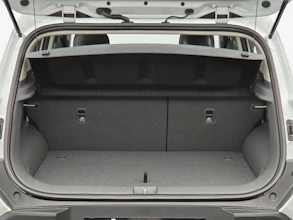 https://vehicle.imgix.net/4306950/c0a7ba0c-4b03-4fe1-86e0-65840637d617.jpg