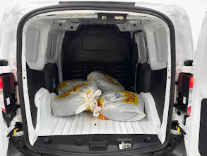 https://vehicle.imgix.net/4306980/283ca9a4-a949-44be-af8f-703a6fe13247.jpg