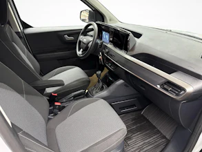 https://vehicle.imgix.net/4306980/8128f1b6-36cf-4eb0-8592-4101e54afdfb.jpg