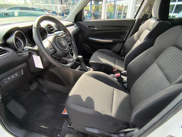 Suzuki Swift 1.2 Compact Top Hybrid
